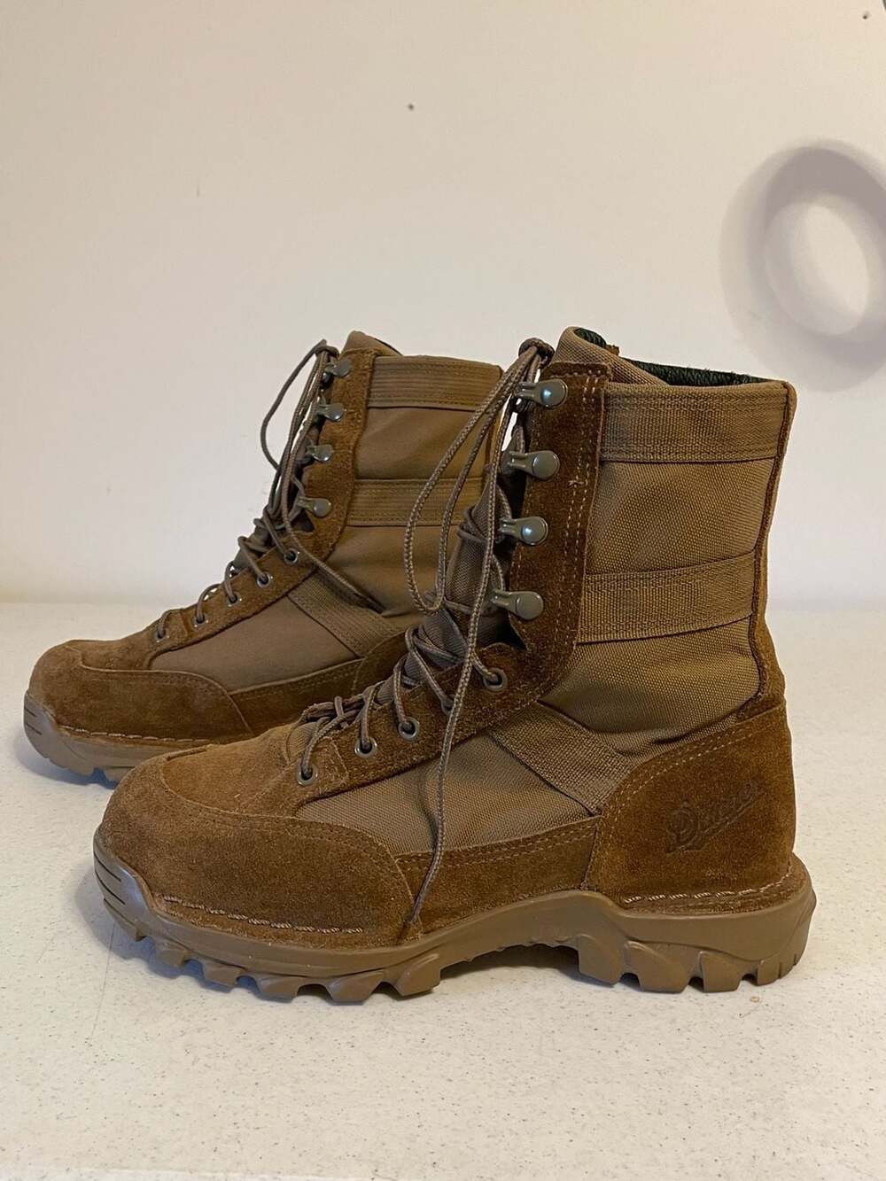 Danner Women's Rivot TFX 8" Coyote 400G Waterproof  Boots WORN ONCE